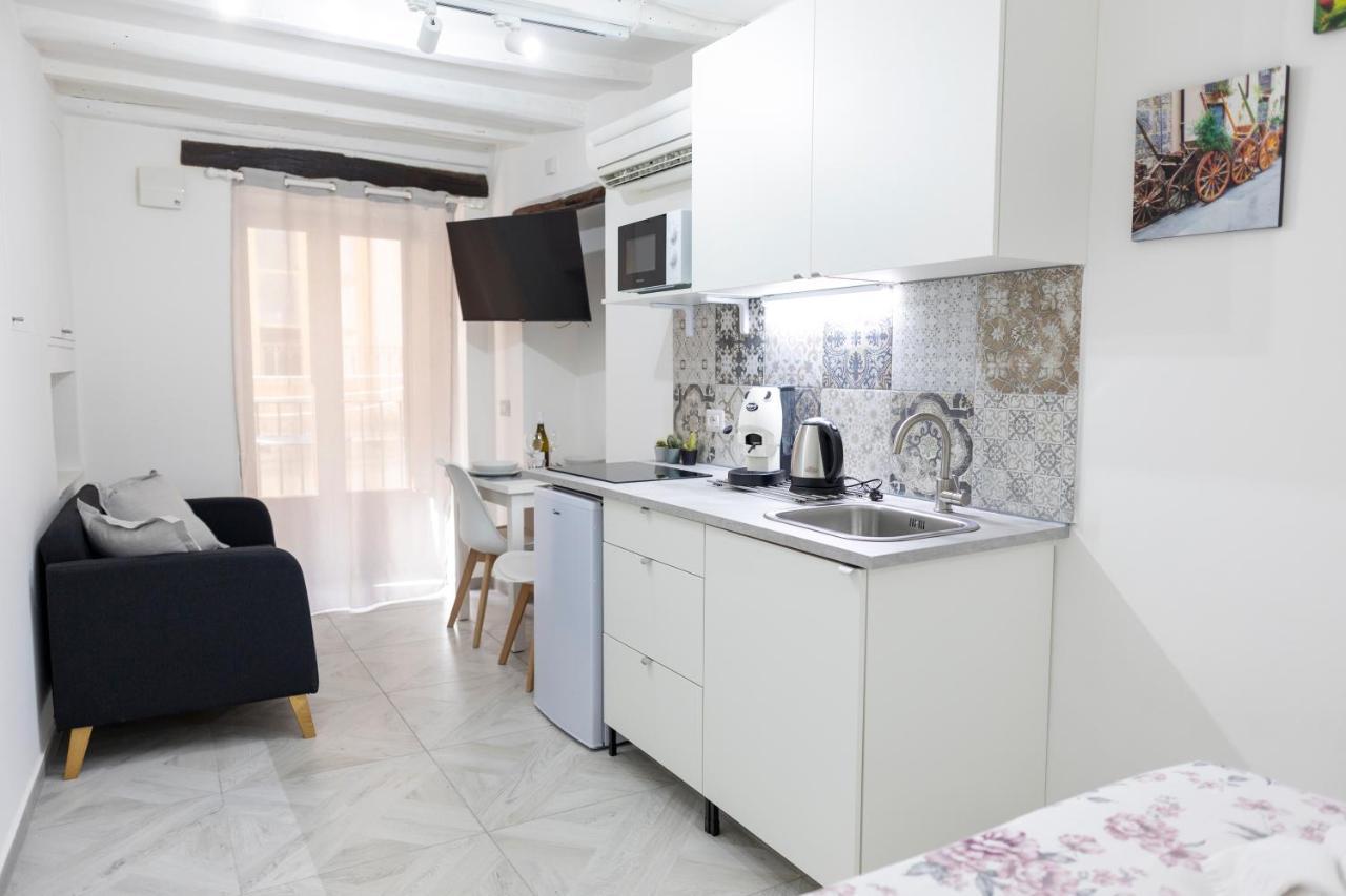 Aurora House Suite 切法卢 外观 照片