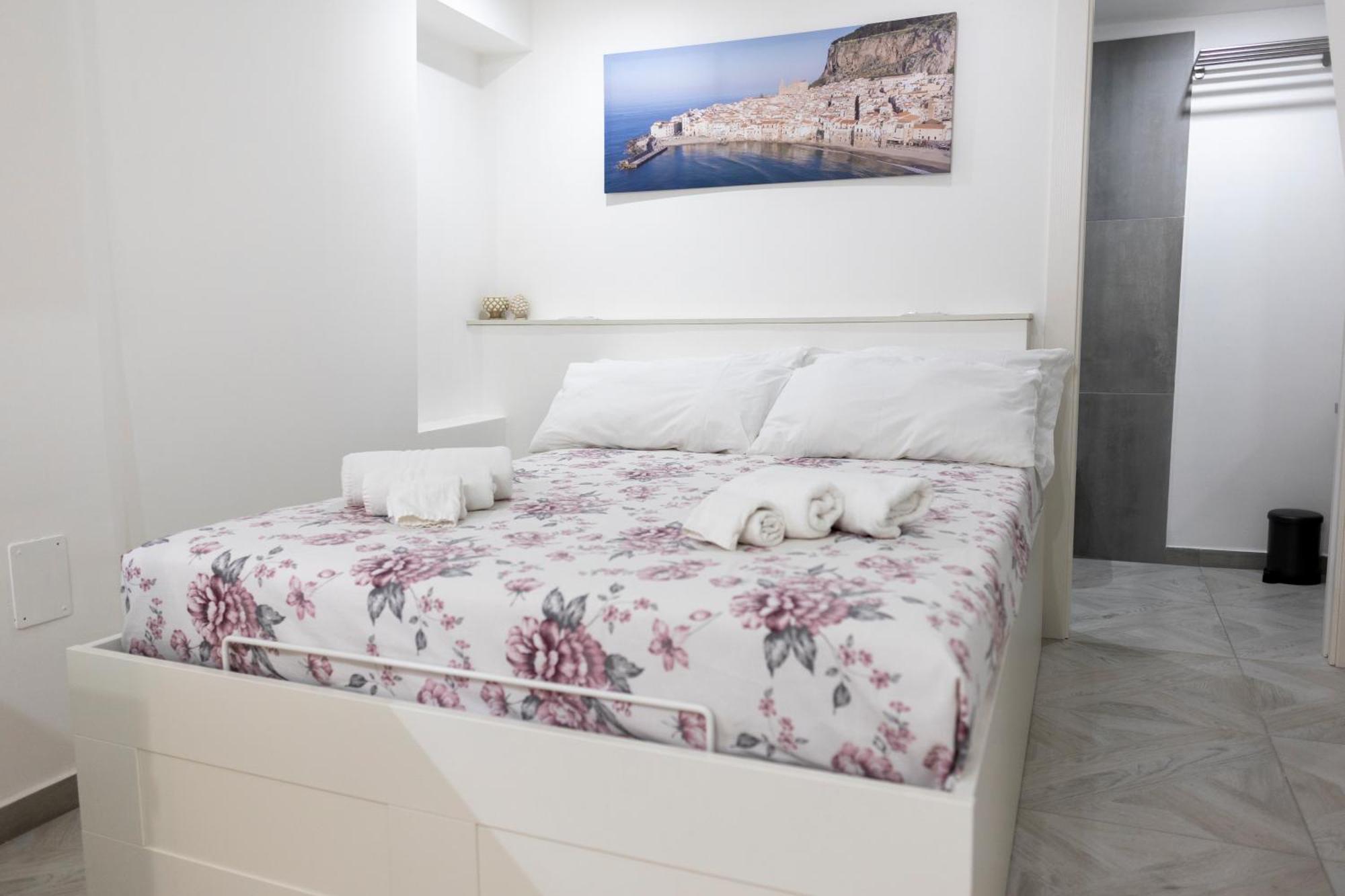 Aurora House Suite 切法卢 外观 照片