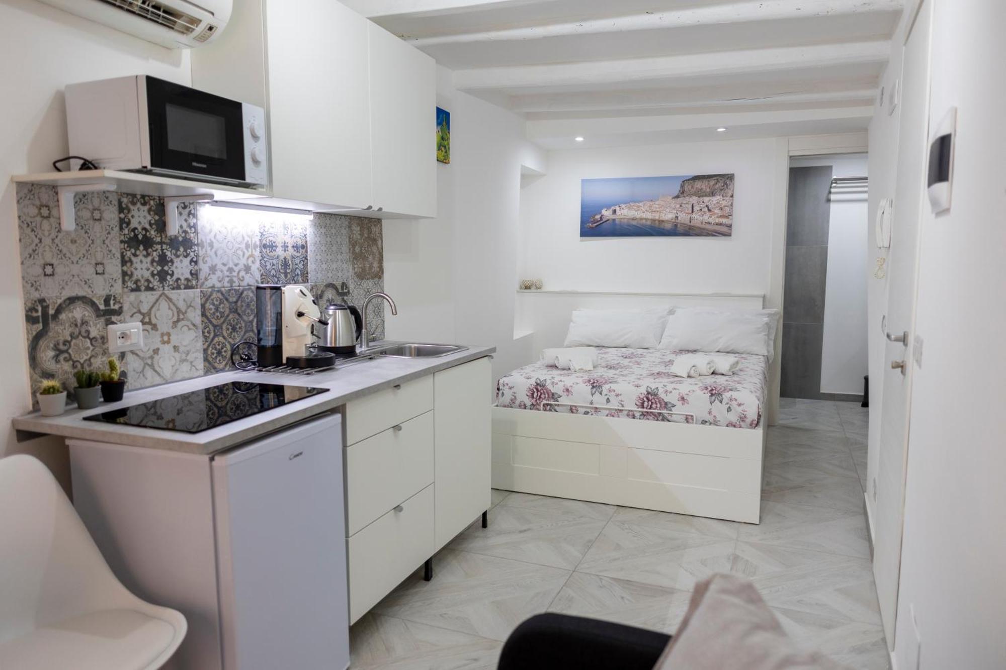 Aurora House Suite 切法卢 外观 照片