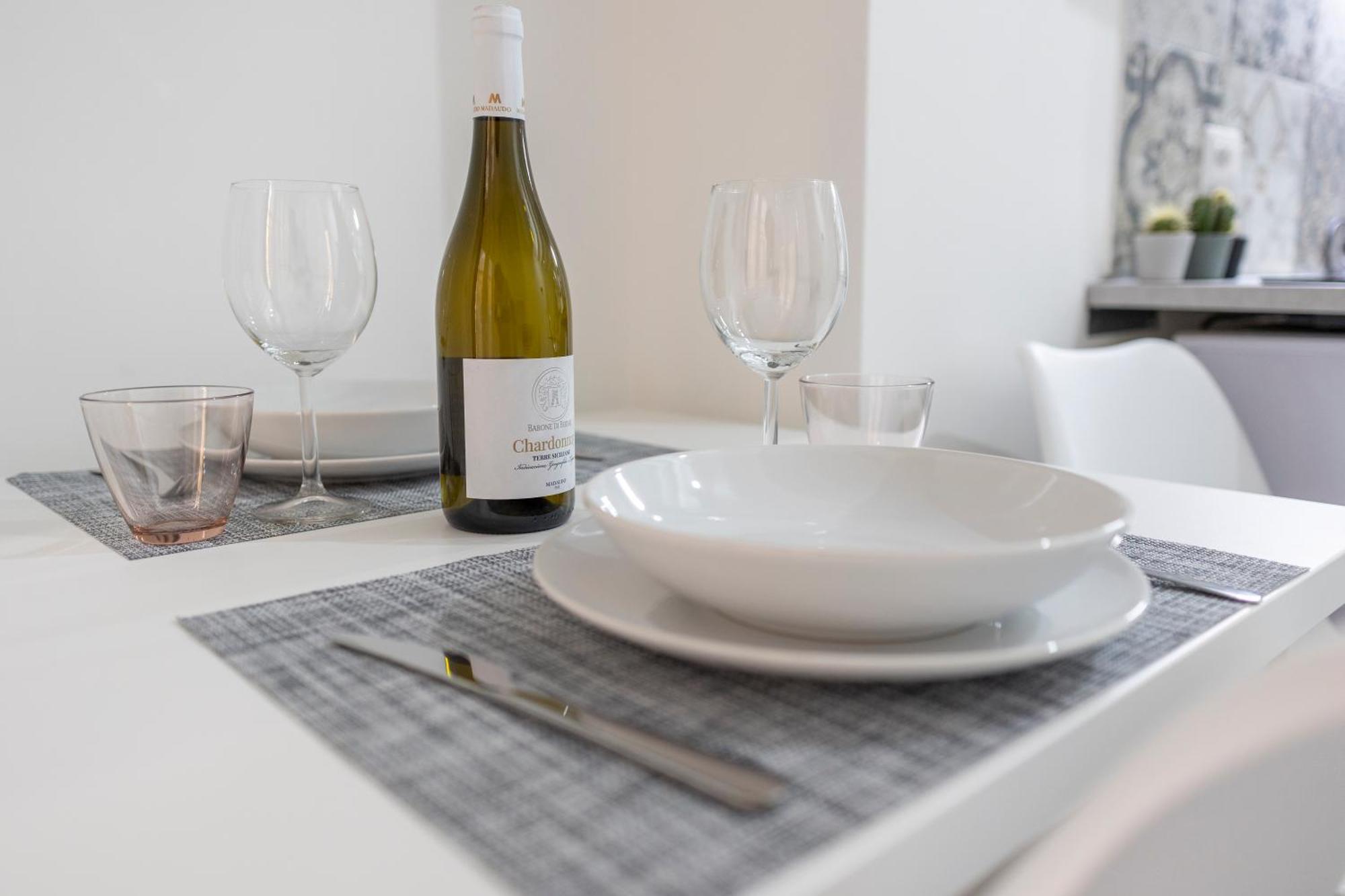 Aurora House Suite 切法卢 外观 照片